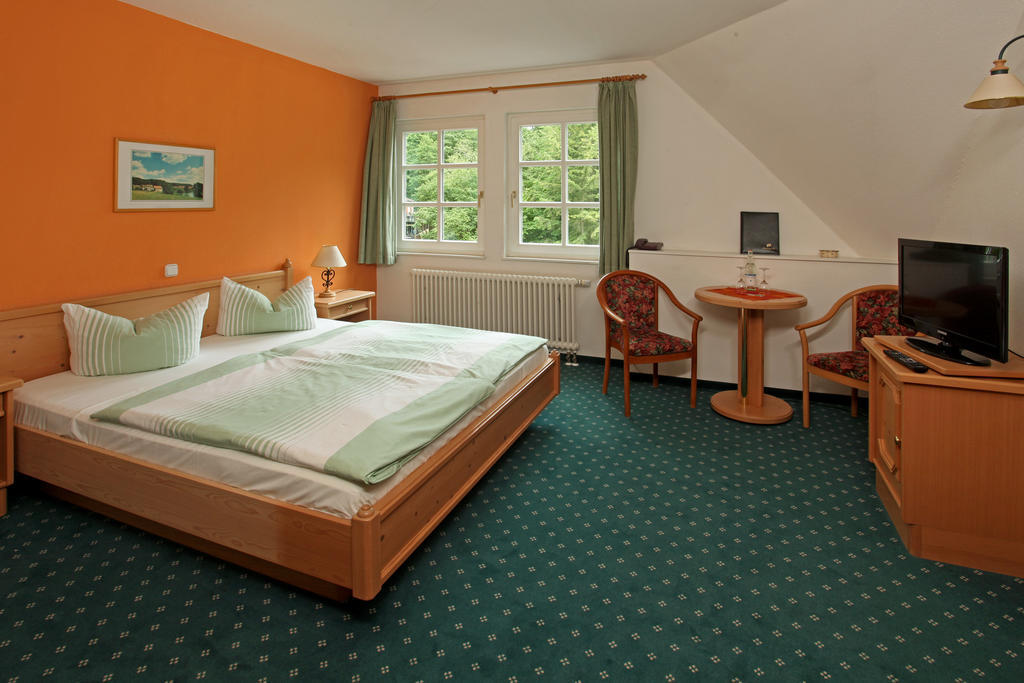 Hotel Boltenmuehle Guhlen Glienicke Ruang foto